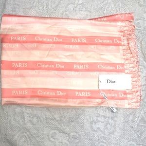 Christian Dior Scar
